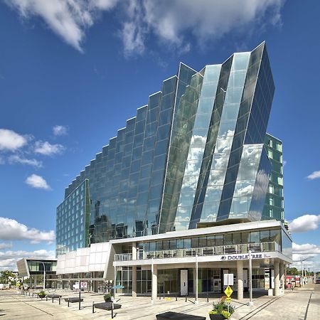 Doubletree By Hilton Edmonton Downtown Hotel Luaran gambar