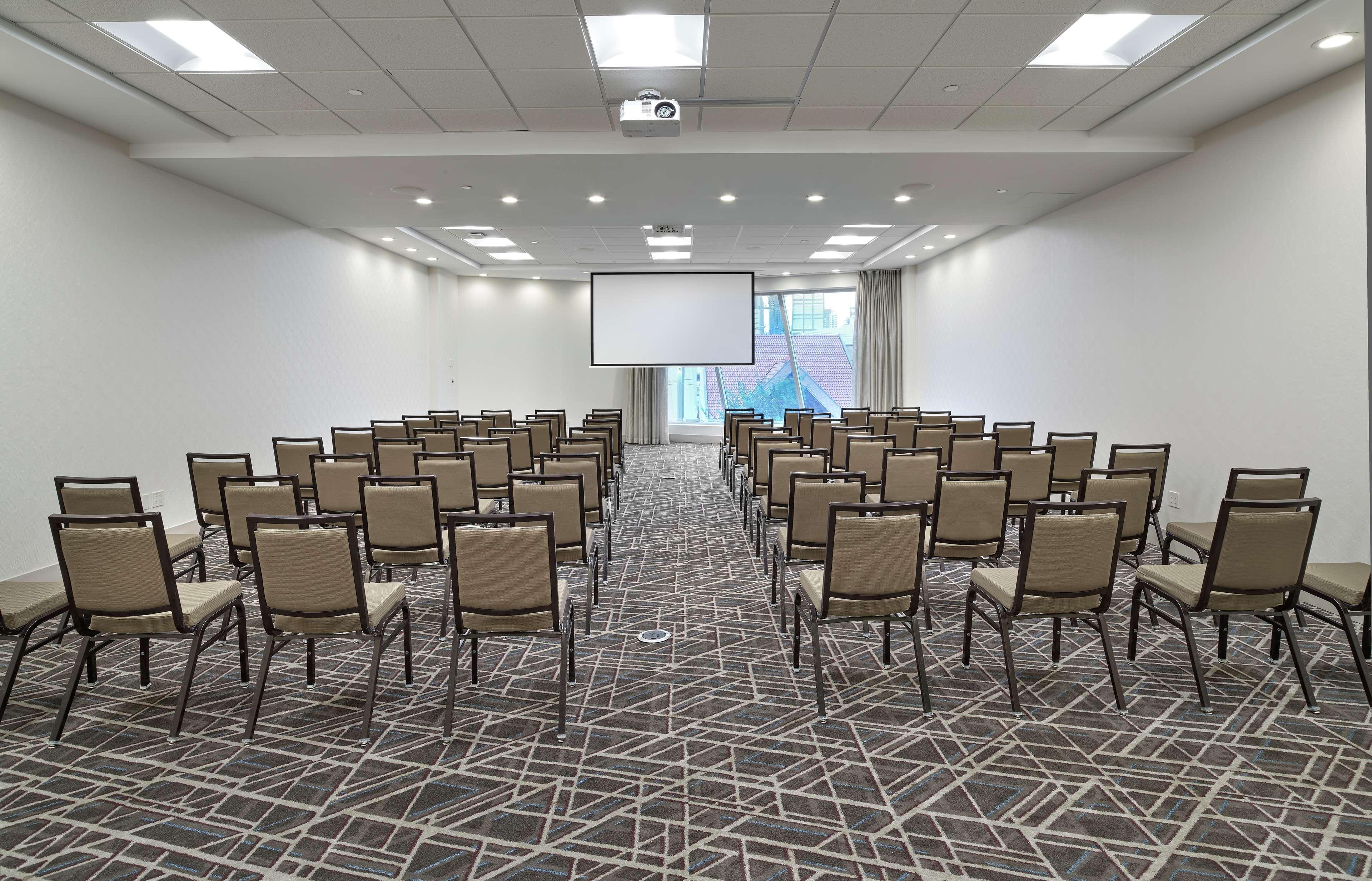 Doubletree By Hilton Edmonton Downtown Hotel Luaran gambar