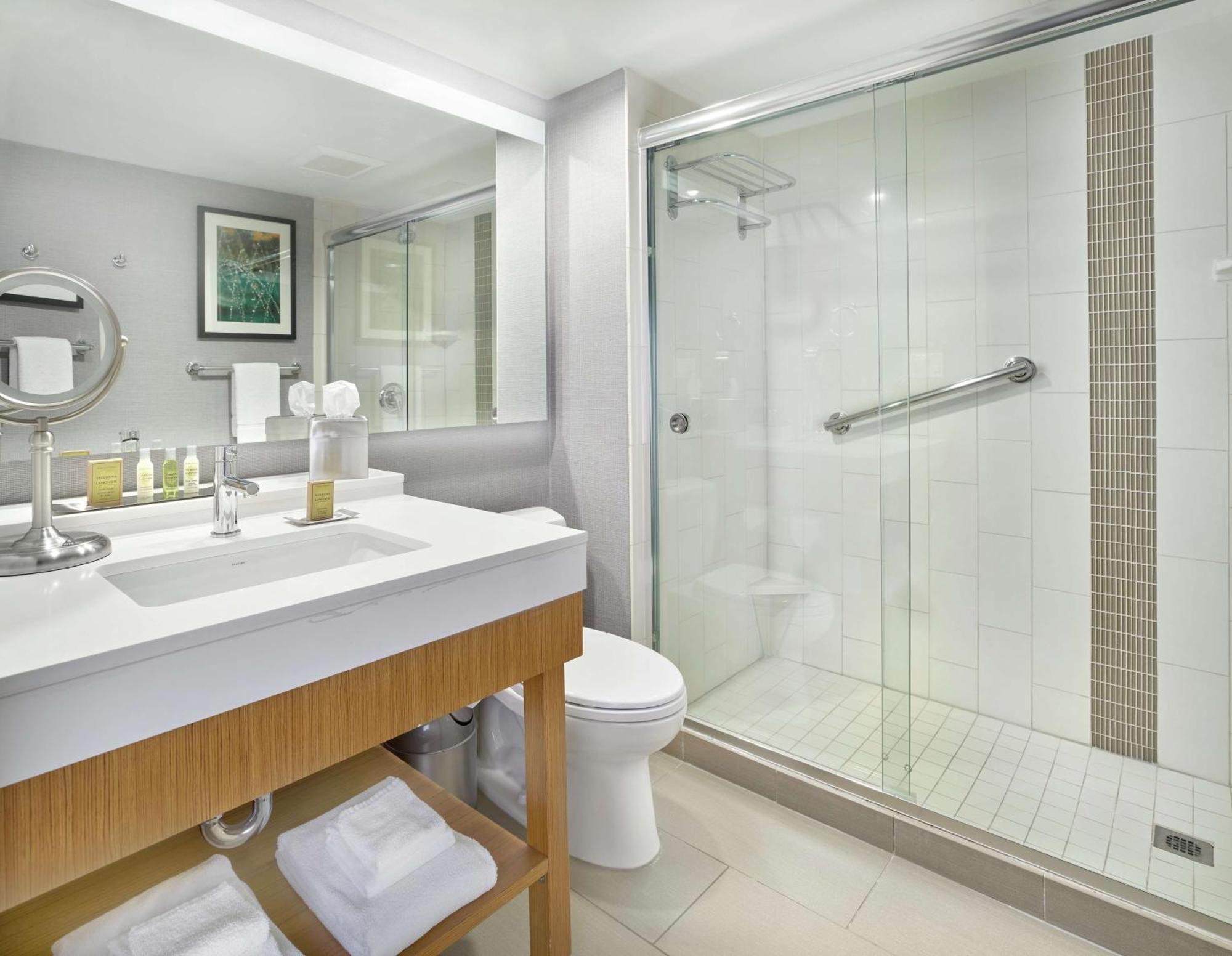Doubletree By Hilton Edmonton Downtown Hotel Luaran gambar