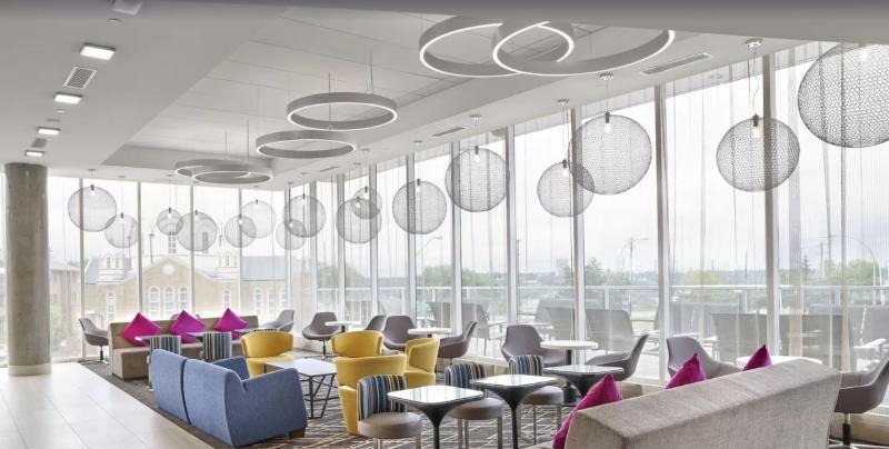 Doubletree By Hilton Edmonton Downtown Hotel Luaran gambar